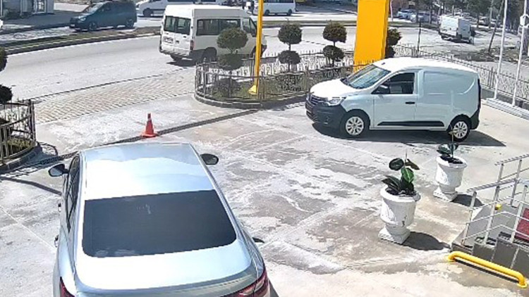 Minibüsün çarptığı 4 yaşındaki Masal hayatını kaybetti