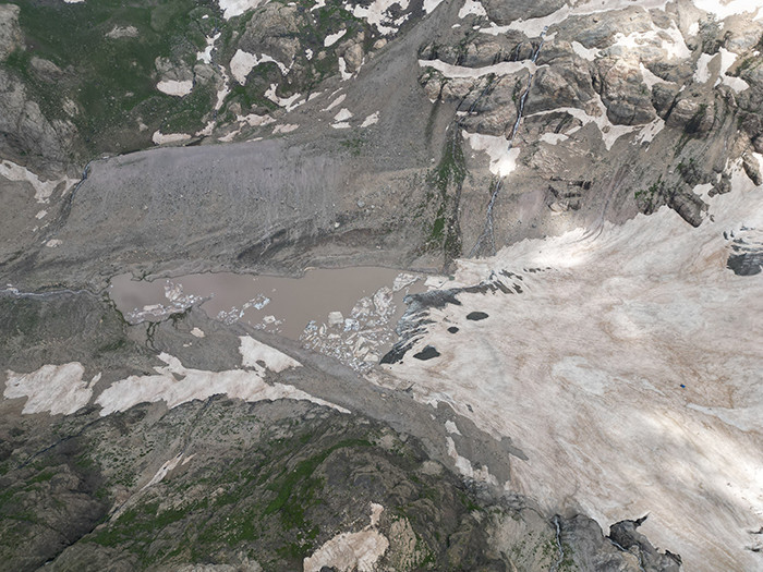  Hızla yok oluyor Dünyanın ilgisini çekiyor, örtü ile kaplanmalı