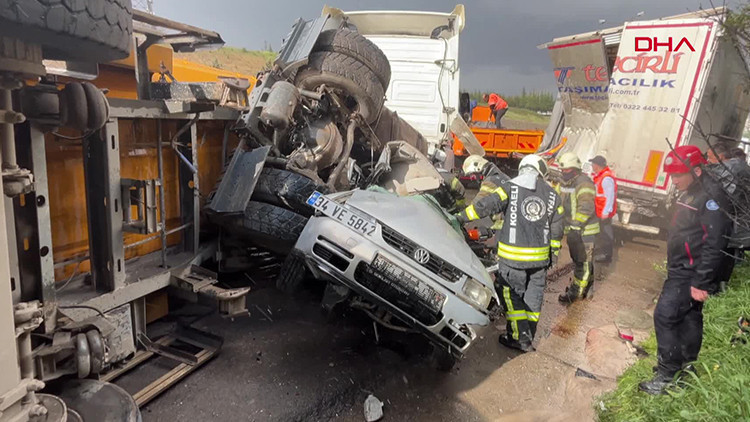 TEM'de zincirleme kaza: 2 ölü