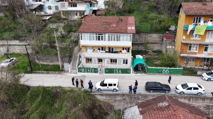  Evin duvarlarındaki yazılar için belediye harekete geçti