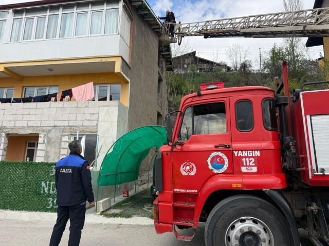  Evin duvarlarındaki yazılar için belediye harekete geçti