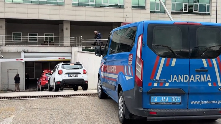 Tanju Özcan ve yardımcısı tutuklanmıştı | Bolu Belediyesi soruşturmasında 3 kişi adliyeye sevk edildi