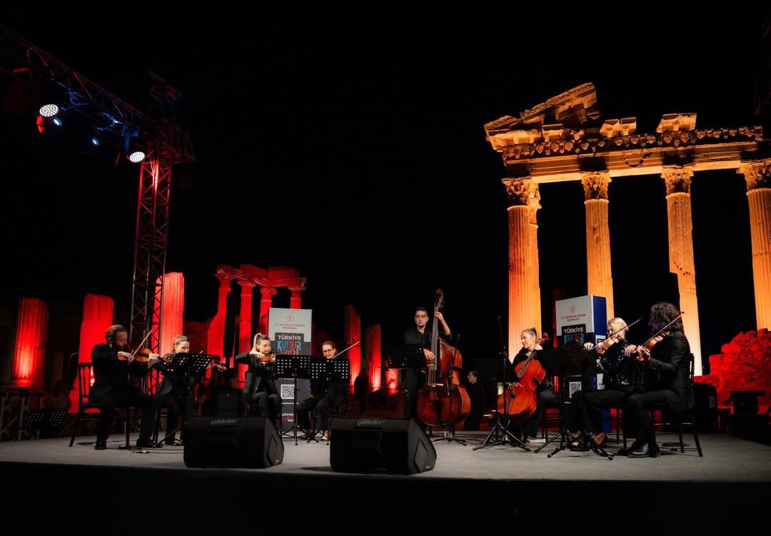 Bakan Ersoy müjdeyi verdi: Kültür yolu için geri sayım başladı