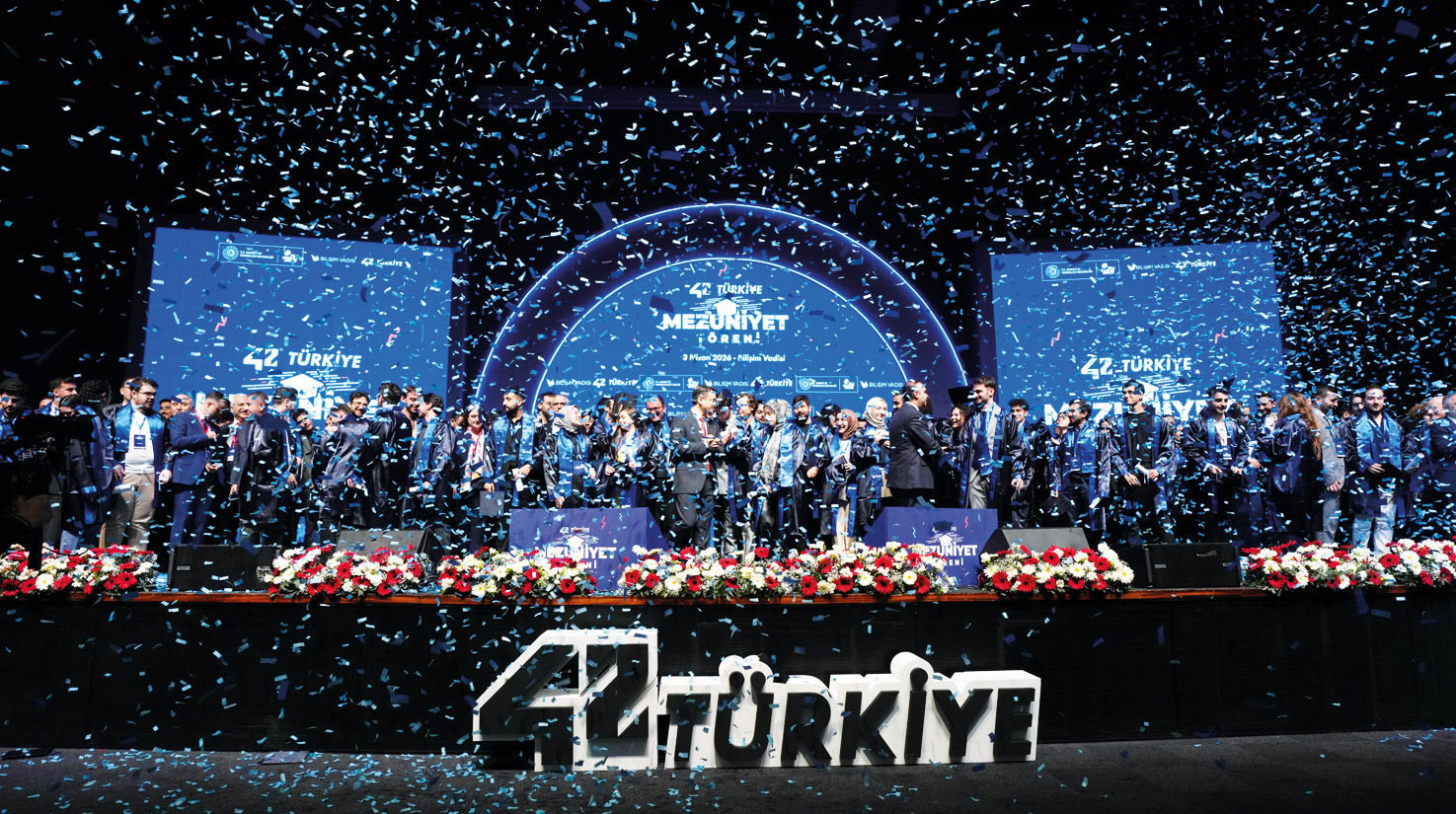 Geleceğin teknoloji liderleri mezun oldu