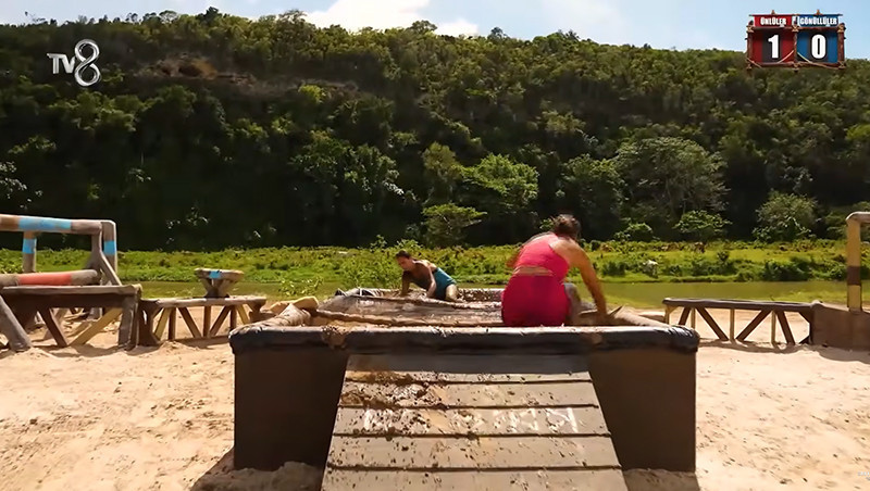 SURVİVOR'DA ÖDÜLÜ HANGİ TAKIM KAZANDI?