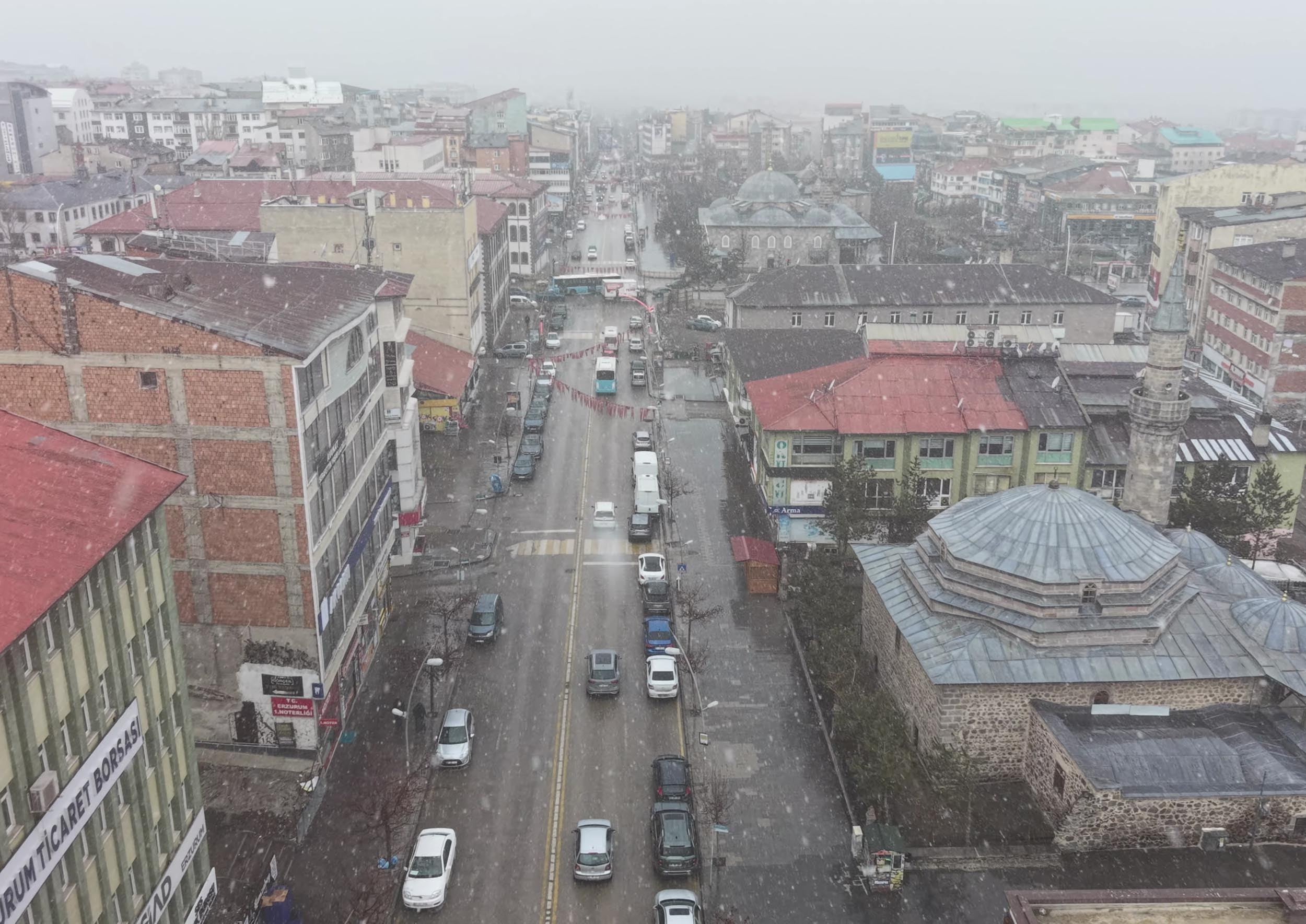  3 metre karın altından çıktı