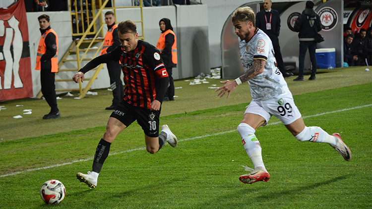 Çorum'da puanlar paylaşıldı!