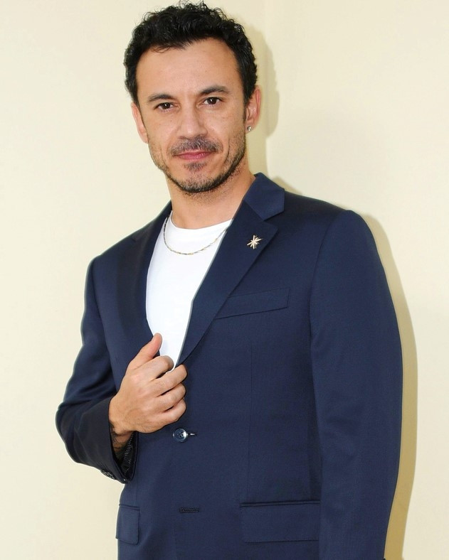 Sonrasında  aşk olur