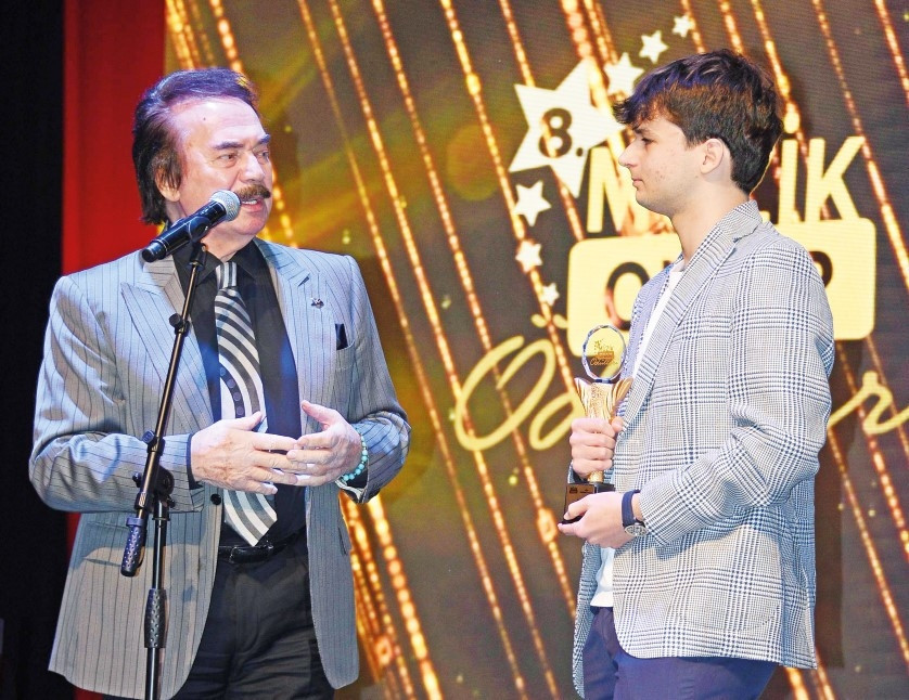 Ödül töreninde ortaya çıktılar... İlk kez yan yana