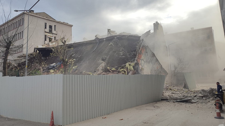 Edirne'de tehlikeli bina yıkımına 160 bin lira ceza uygulandı