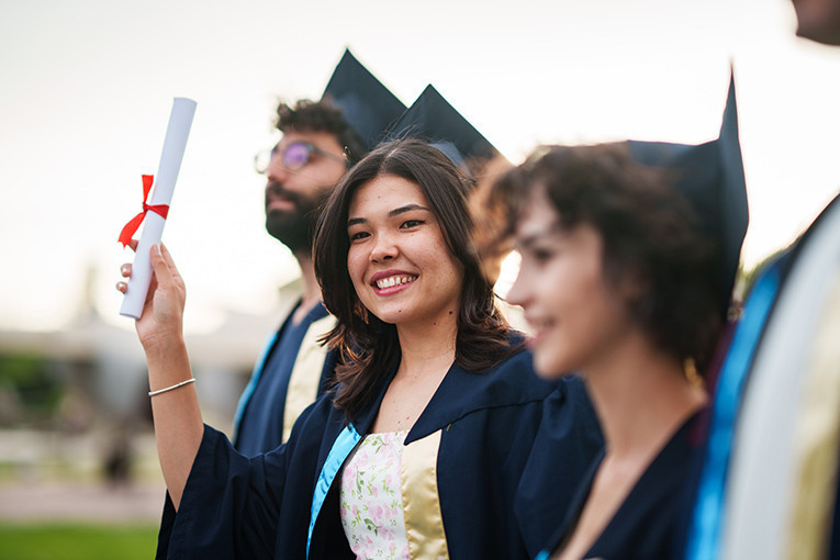 YÖK yurt dışında eğitim alacakları uyardı: ‘Diploma fabrikalarına dikkat’