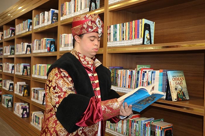  Babasının yönlendirmesiyle geliştirdi Hiçbir şeyi unutmuyor