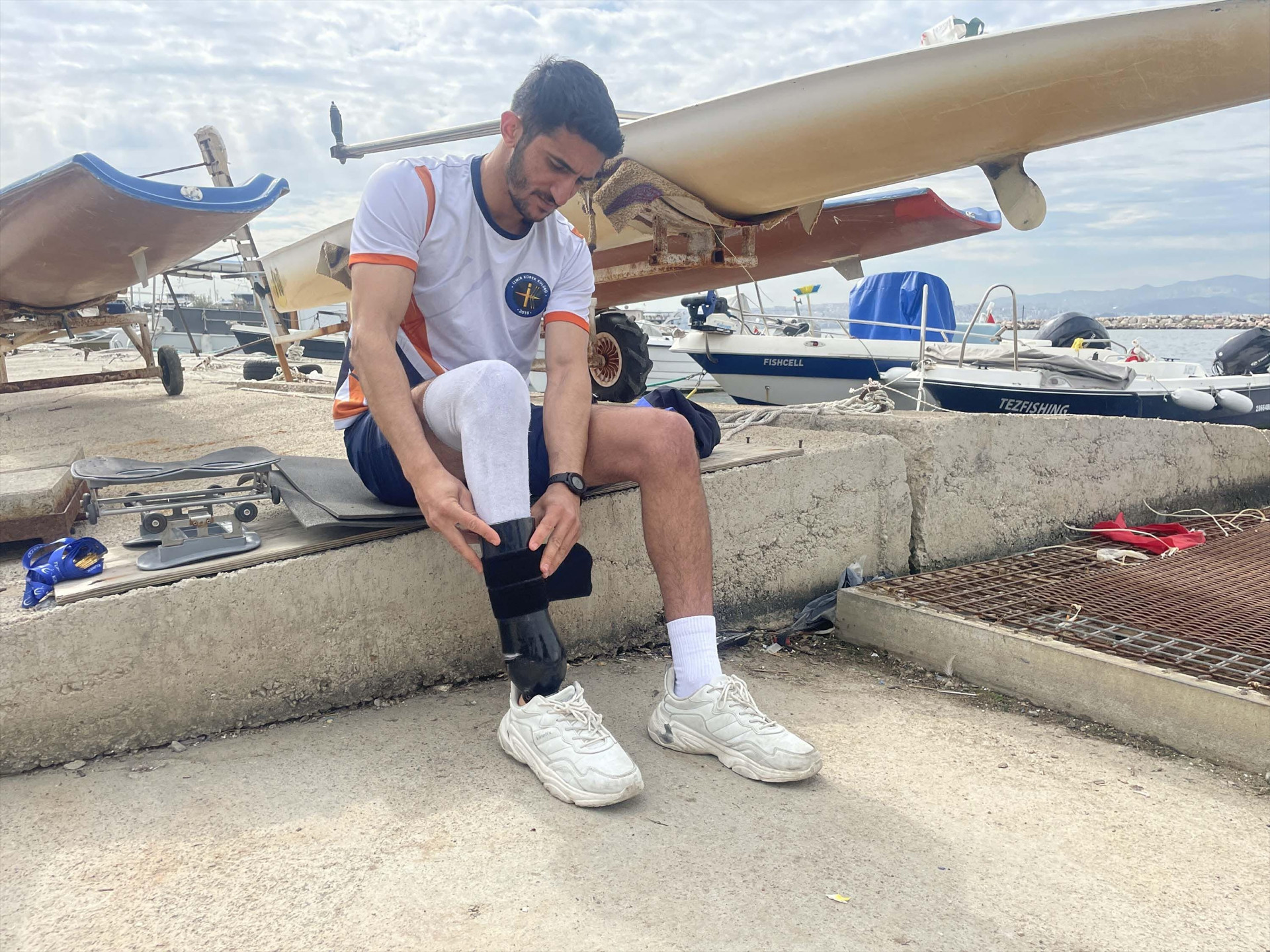 Sağ ayağını kaybeden Batuhan Taş, kürek sporuyla hayata tutundu Örnek olabileceğime inandım