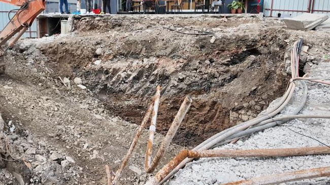  Babalarının vasiyetini yerine getirmişler 1888 tarihinde yapıldığını tespit ettik