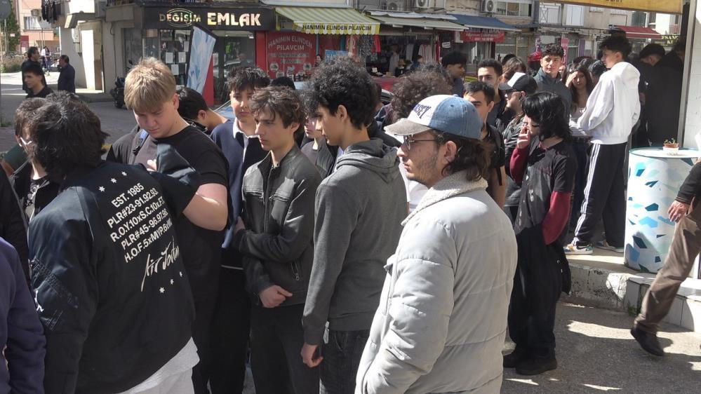  Her şey 200 liradan satılıyor