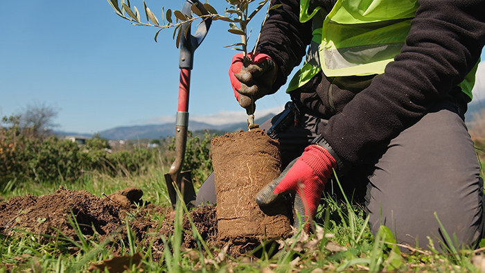  Belgesele de konu oldu Gönüllü olarak köy köy geziyor | Birilerinin bunu yapması gerekiyordu