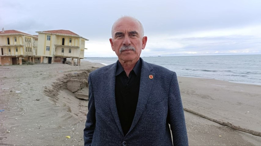 Denizdeki değişimden sonra villalar çöktü