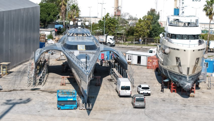 Dünyada sadece iki tane var | 33 milyon dolarlık dev Antalyaya geldi Dünyada sadece iki tane var | 33 milyon dolarlık dev Antalyaya geldi