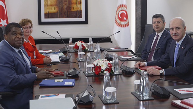 TBMM Başkanı Kurtulmuş, PAB Genel Sekreteri ve Genel Kurul Sekreteri ile bir araya geldi