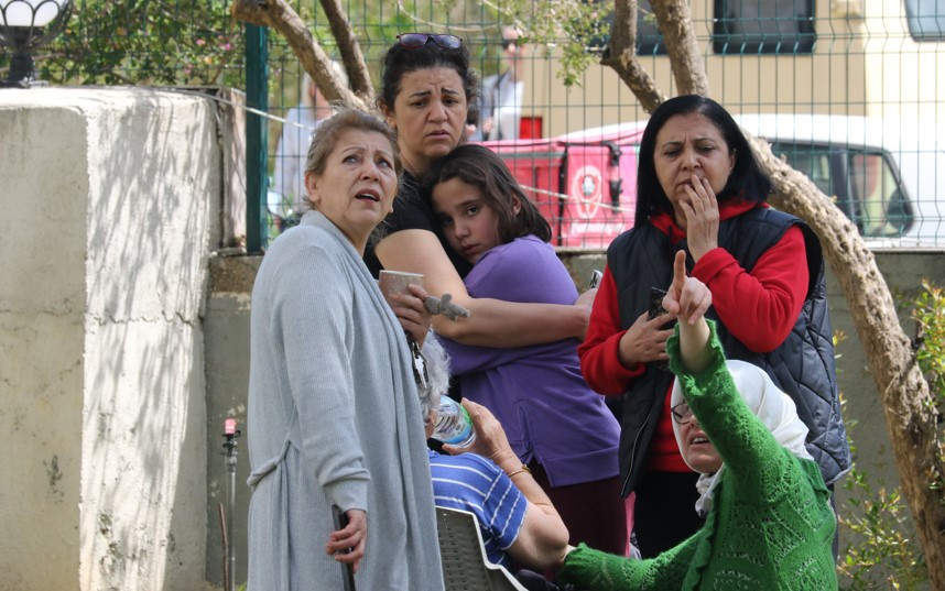 Antalyaspor'un eski yöneticilerinden Erdal Atılgan'ın evinde yangın