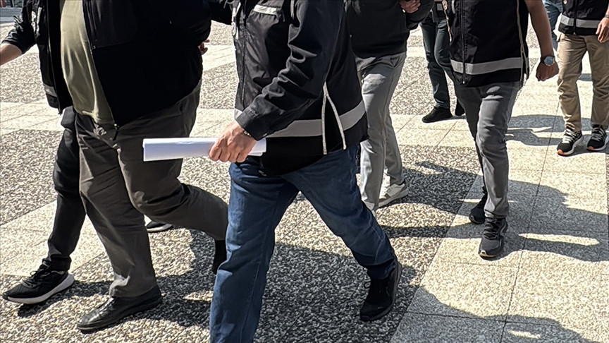 İstanbul'da suç örgütü operasyonunda 21 şüpheli tutuklandı