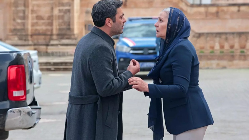 UZAK ŞEHİR 58. YENİ BÖLÜM FRAGMANI YAYINLANDI UZAK ŞEHİR 58. YENİ BÖLÜM FRAGMANI YAYINLANDI
