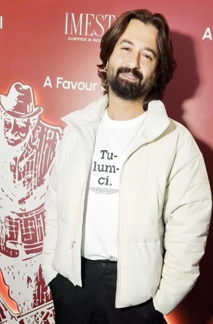 Biten evliliğinin ardından kendini doğaya adamıştı... Baba-oğulun büyük tutkusu Biten evliliğinin ardından kendini doğaya adamıştı... Baba-oğulun büyük tutkusu