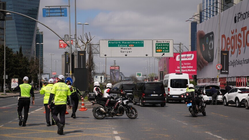 Beşiktaş'ta polis noktasına saldırıda şüpheli adliyeye sevk edildi
