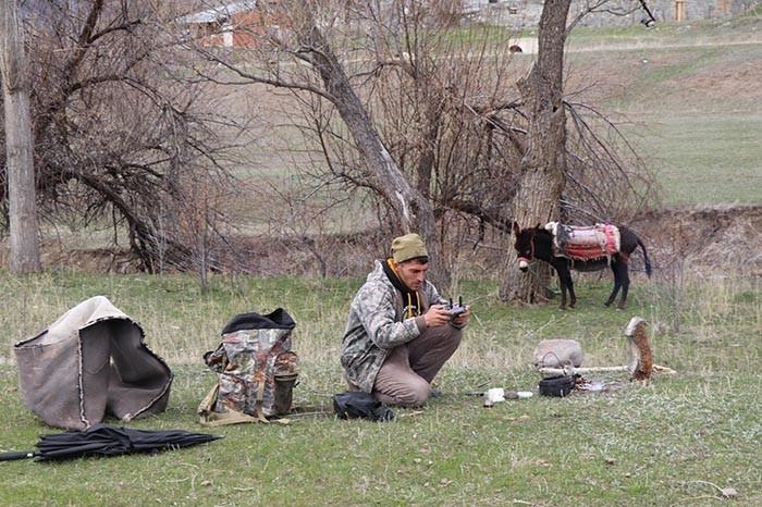 Erzurumlu çoban, sürüsünü toplamak için bakın ne yaptı: Şimdi kartal gibi gözlerimle kontrol ediyorum