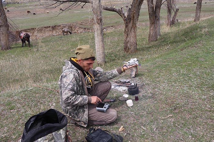Erzurumlu çoban, sürüsünü toplamak için bakın ne yaptı: Şimdi kartal gibi gözlerimle kontrol ediyorum
