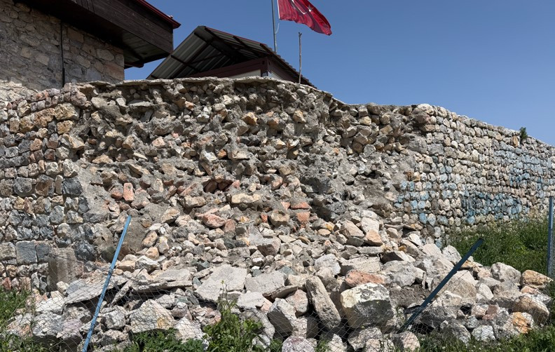 Roma değil Tokat... Sezar'ın ünlü sözüyle meşhur kale yağmurda tahrip oldu