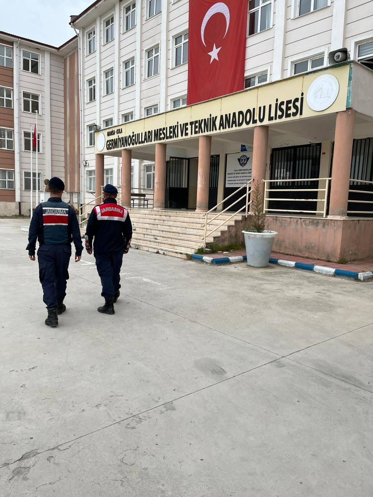 Okul çevresinde güvenlik