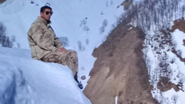 Bingöl'de korkunç olay! Oturduğu buz kütlesi kırıldı, uçurumdan düşerek hayatını kaybetti