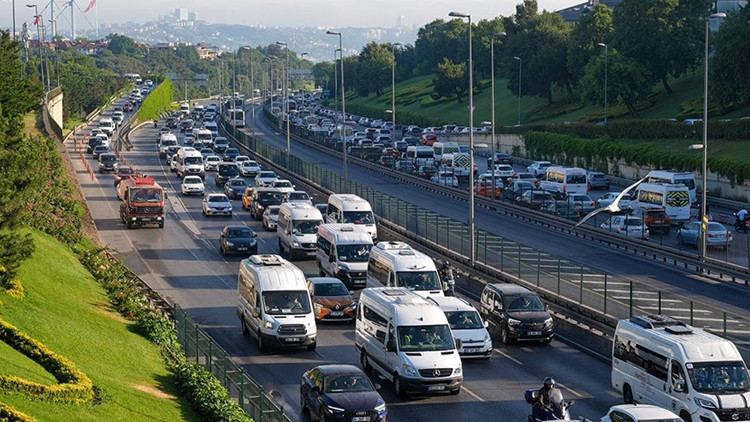 Bugün (19 Nisan) İstanbul’da trafiğe kapalı yollar 2026 || İstanbul’da bugün hangi yollar kapalı, alternatif güzergahlar neler
