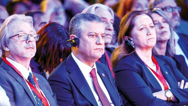 Özel’den Ataşehir tepkisi… ‘Suçlamayı çok merak ediyorum’