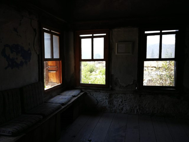 Türkiyenin en güzel yerlerinden biri UNESCOnun sembol ilan ettiği hayalet köy dronla görüntülendi