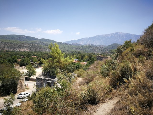 Türkiyenin en güzel yerlerinden biri UNESCOnun sembol ilan ettiği hayalet köy dronla görüntülendi