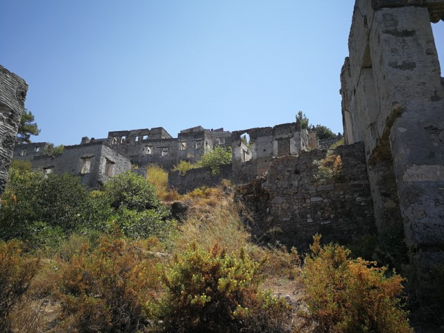 Türkiyenin en güzel yerlerinden biri UNESCOnun sembol ilan ettiği hayalet köy dronla görüntülendi