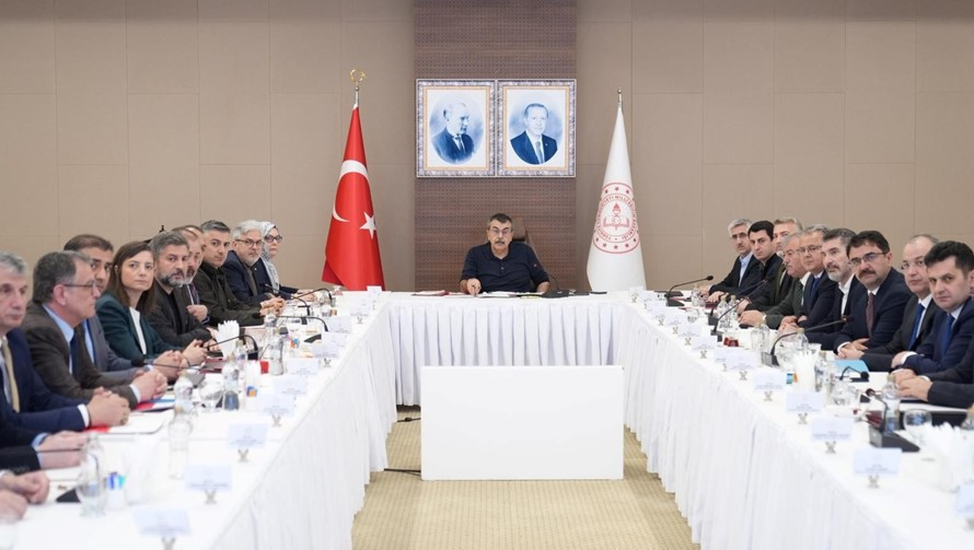 Milli Eğitim Bakanı Tekin başkanlığında birim amirleri toplantısı... Kahramanmaraş saldırısı sonrası tedbirler görüşüldü