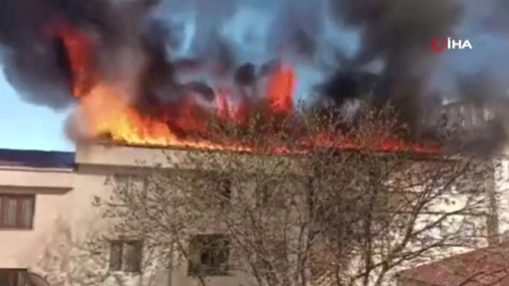 Esenyurt'ta korkutan yangın! Ekipler sevk edildi