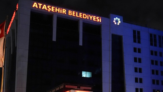 Ataşehir Belediyesi'ne yönelik soruşturma: 20 kişi adliyeye sevk edildi