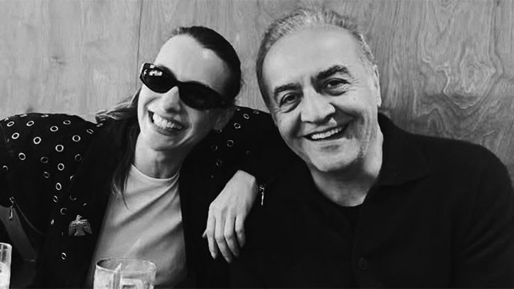 Yıllar sonra bir araya geldiler... Tesadüfün böylesi!