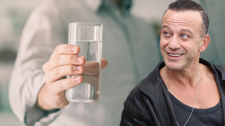 Su orucu tartışması