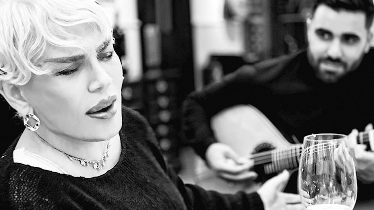 Lizbon’da felekten bir gece