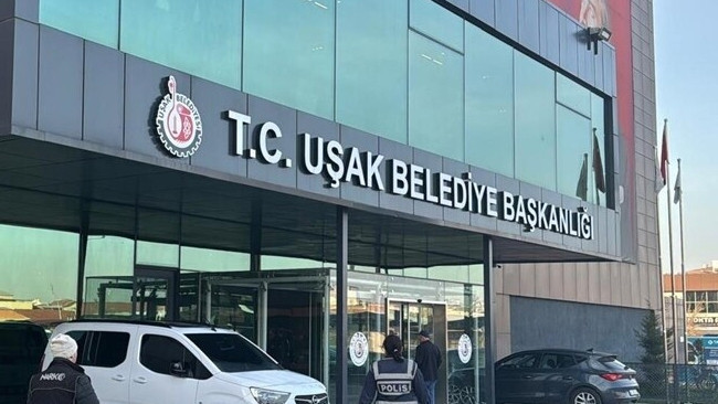Uşak Belediyesi'ne 2. dalga operasyon: 29 kişi adliyeye sevk edildi