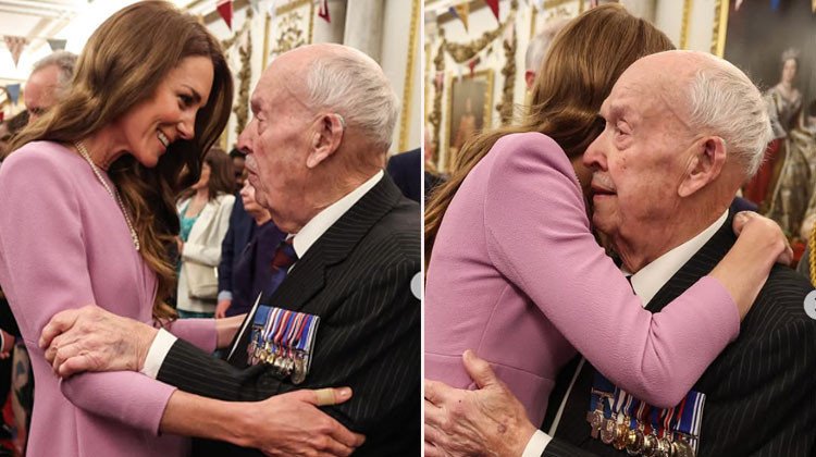 Öyle bir sarıldı ki 88 yaşındaki misafirini neredeyse ağlatıyordu