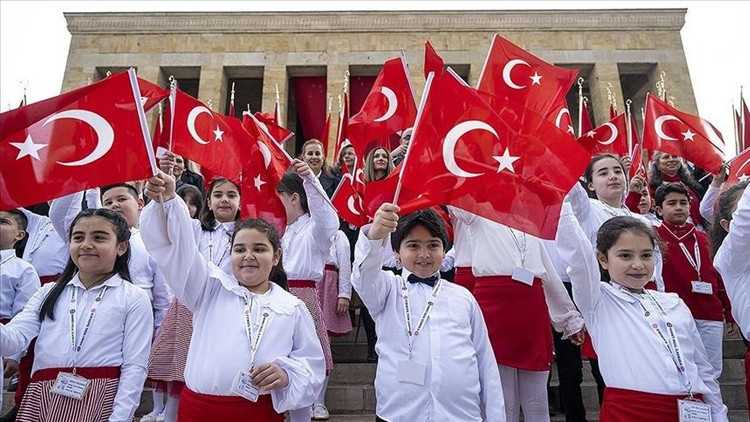 23 NİSAN MESAJLARI VE SÖZLERİ 2026