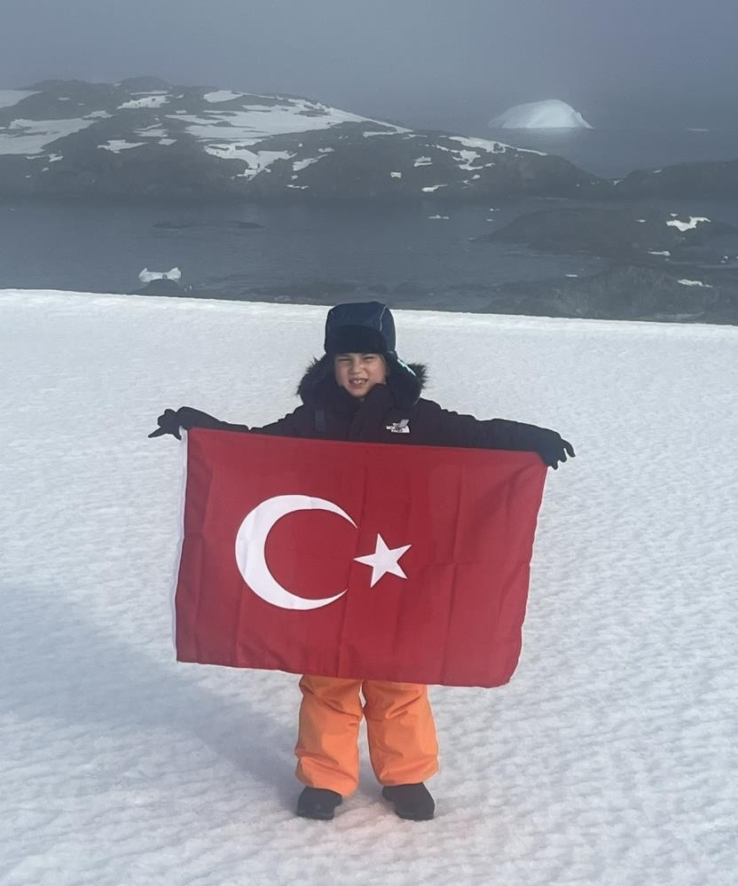  Bölgeye giden en genç Türk oldu Hayalimi gerçekleştirdim