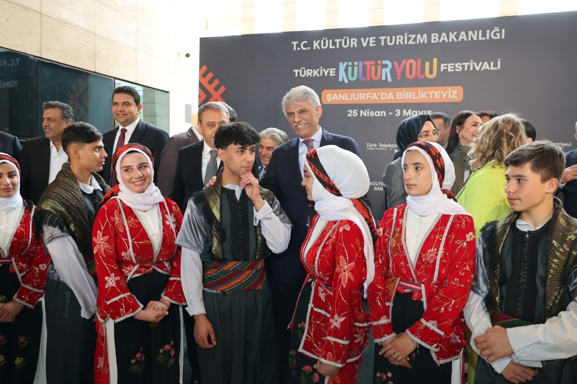 Mezopotamya’nın kalbinde Şanlıurfa’da Kültür Yolu Festivali başladı