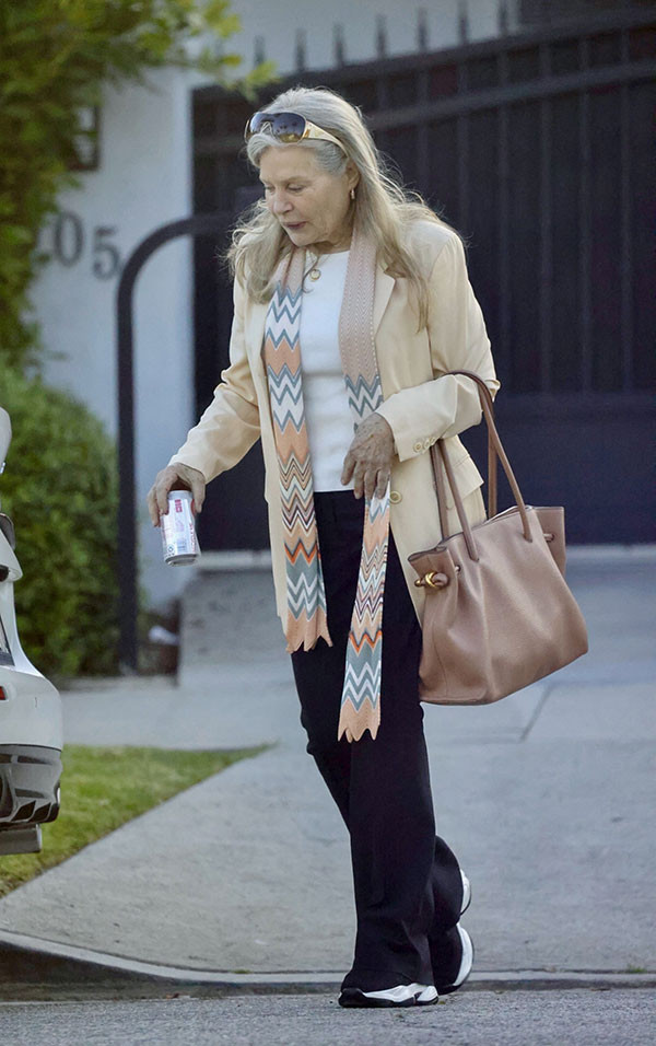 Genç sevgilisinden bir oğlu oldu ama doğum gününü 20 yıl önce ayrıldığı aşkıyla kutladı